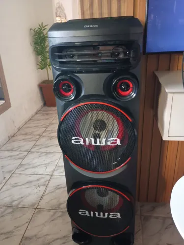 Caixa de som Aiwa 