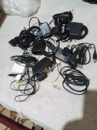 Vendo Carregadores p/Celulares modelos antigos, todos funcionando(veja descrição)