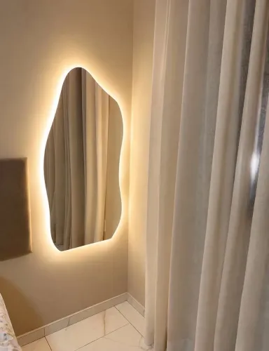 Espelhos decorativos com Led