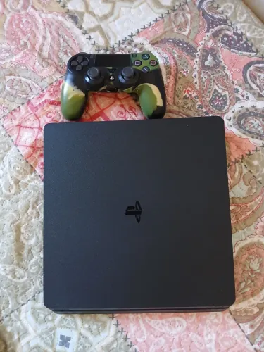 Playstation 4 slim 1tb