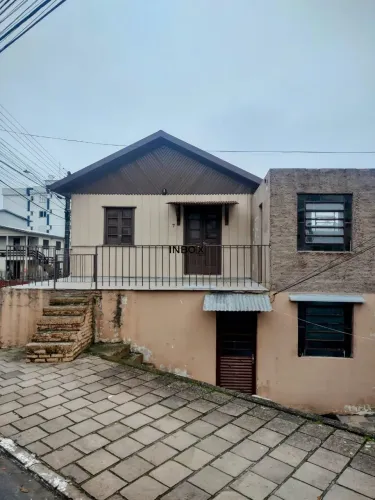 INBOX CIA IMOBILIÁRIA ALUGA EM BENTO GONÇALVES - Casa parte Superior com dois dormitórios
