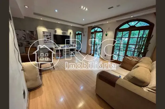 Apartamento : Padrão / Residencial / Grajaú