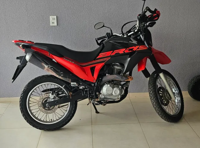 Vende se Bros toda original e bem conservada