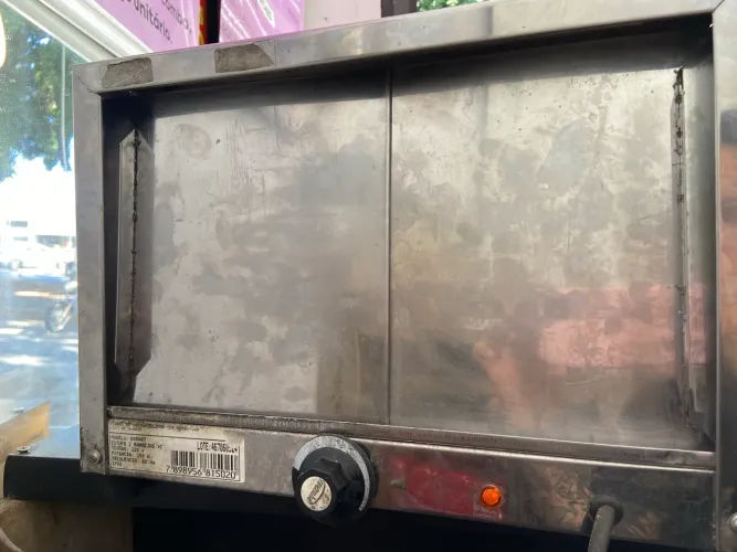 Estufa para salgados 220v Potência 150W