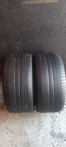 Pneu 275/35/19 Michelin (2 unidades)