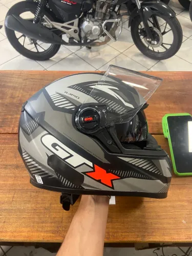 Capacete fw3 com óculos interno 