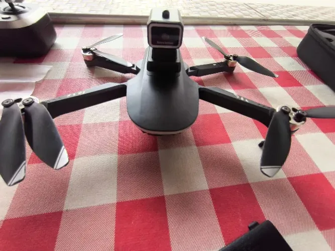 S5S Mini Drone evita Obstáculos com 2 baterias e bolsa e helice e parafusos extras