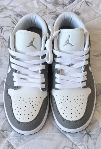Nike Air Jordan 1