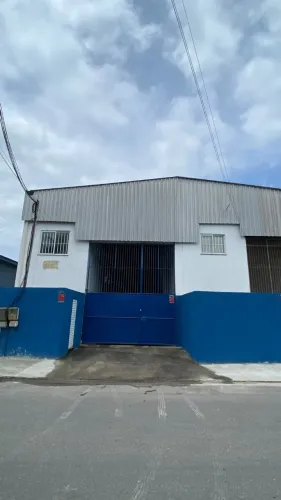 GALPÃO DE 300MTS ²