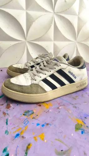 Tênis Adidas Casual Branco e Preto - Tamanho 40 (Estilo Vintage)