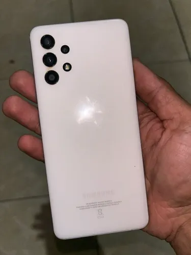 Samsung Galaxy A32 128GB Branco - Ótimo Custo-Benefício! (Leia a descrição)
