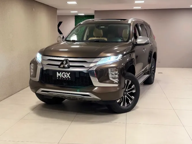 Mitsubishi Pajero Sport HPE 2.5 4X4 Diesel Aut. 2022