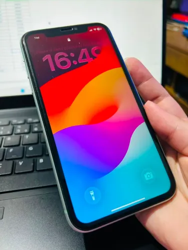 iPhone 11