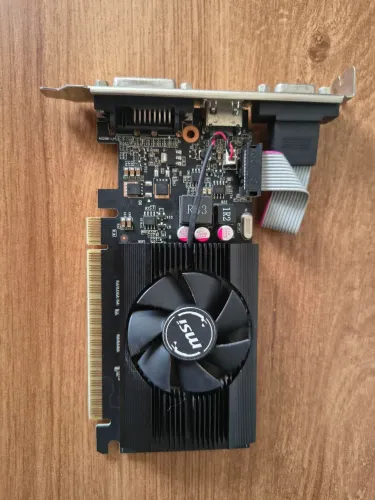 Placa de vídeo GT 710 2GB