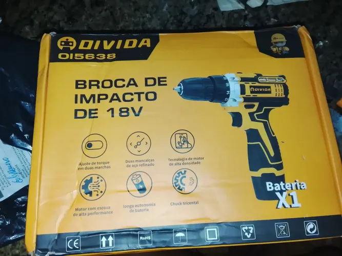 Furadeira e Parafusadeira Nova Na Caixa..