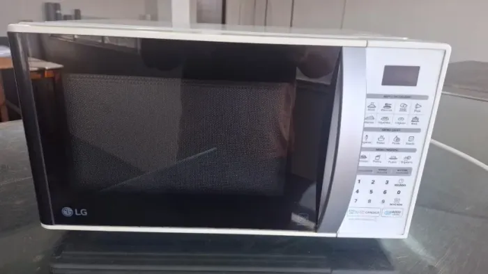 MICRO-ONDAS LG 30L
