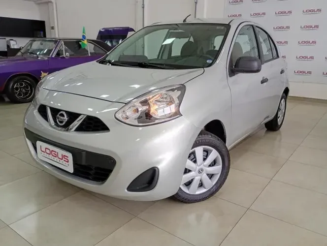 Nissan March 1.0 12V Flex 5P 2015
