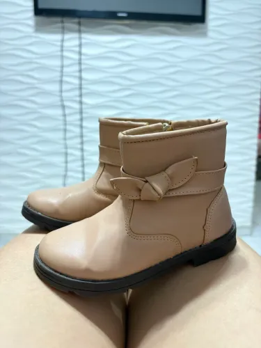 Bota infantil