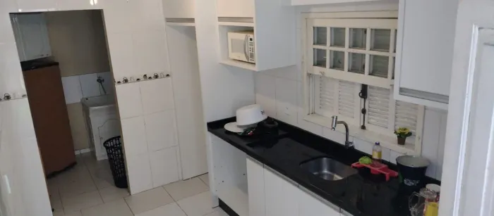 Alugo Casa
