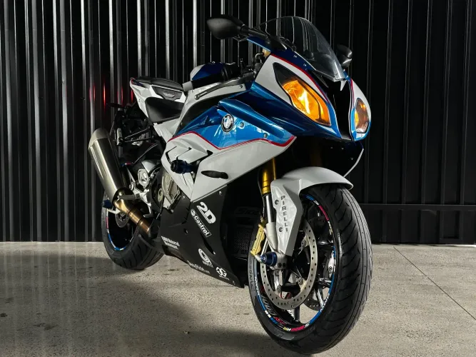 BMW S1000 RR tricolor 2016