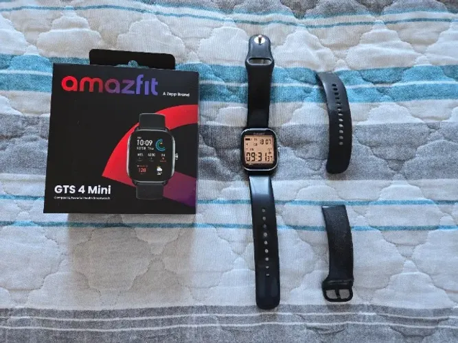 Smartwatch Amazfit GTS 4 Mini Preto com GPS e Alexa e Bateria de 10 Dias - Leia o Anuncio