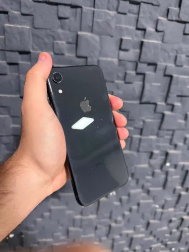 iPhone XR