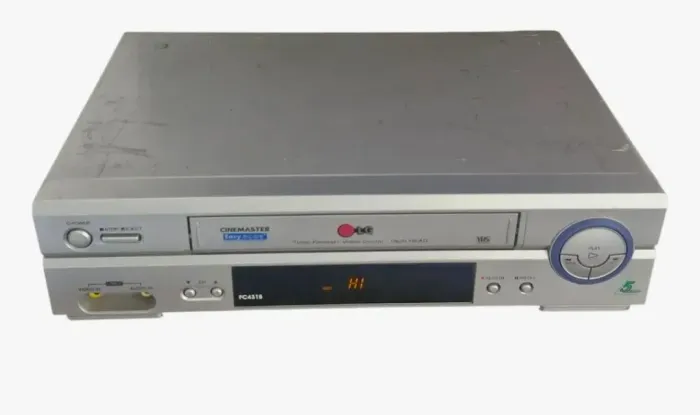 Video cassete LG e placa usb. R$600,00