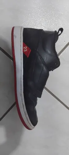 Jordan Fadeaway Bred Preto Ginásio Vermelho Branco