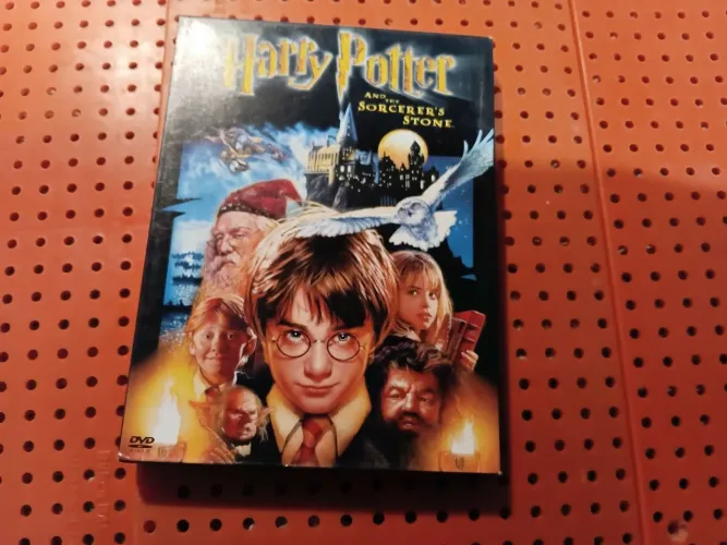 Dvd dublo Harry Potter and the sorcerer's stone EM INGLÊS IMPORTADO