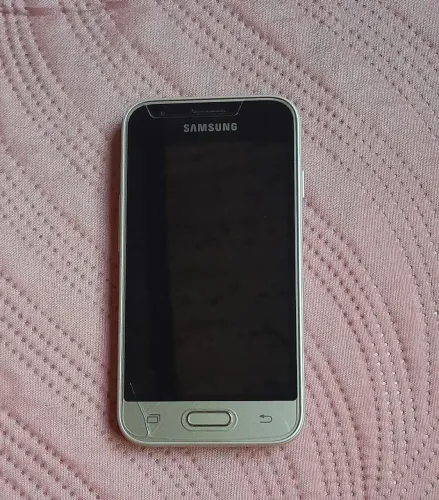 Smartphone Samsung Galaxy J1 mini