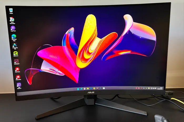 Monitor Curvo Asus TUF Gaming 31,5 WQHD 165Hz HDMI DisplayPort