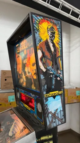 MESA DE PIMBALL (FLIPERAMA) - WATERWORLD