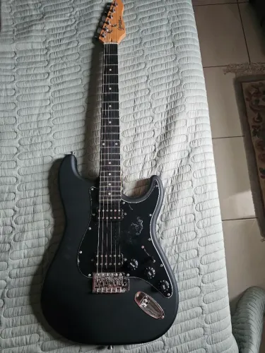 Guitarra Giannini G 102 Sbk Escudo Bk 2 Humbucker Cor Preto Fosco