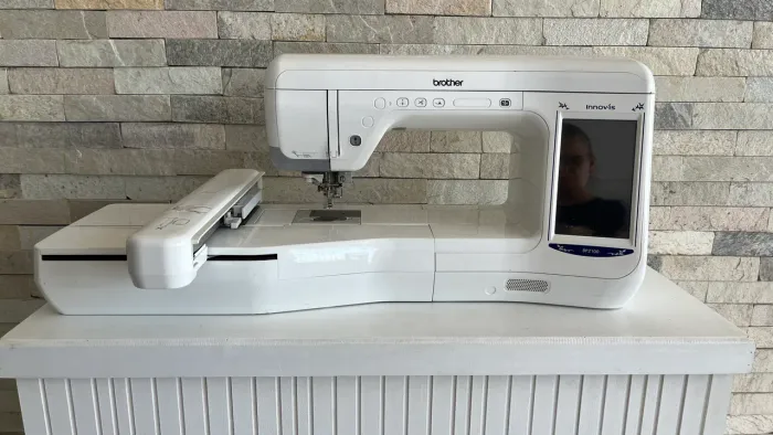 Maquina computadorizada brother bp2100