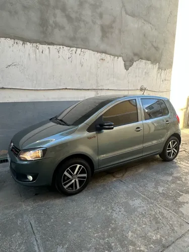 Volkswagen Fox 1.0 MI Total Flex 8V 5P 2012