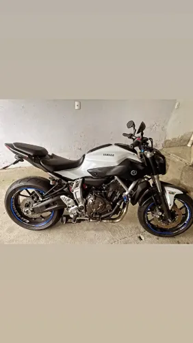 MT07 2016