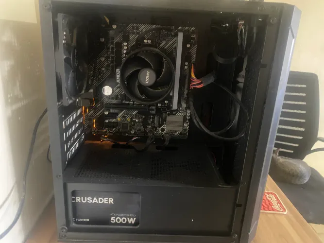 AMD 7 5700g
