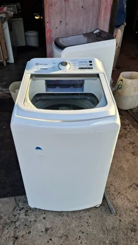 Máquina de Lavar Electrolux