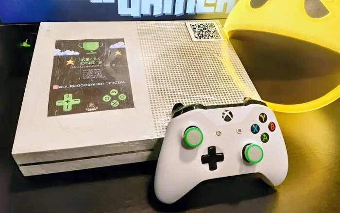Xbox One S (Loja Física)