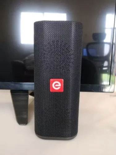 Caixa de som Bluetooth - boa qualidade