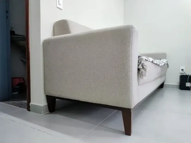 Sofá não reclinável 