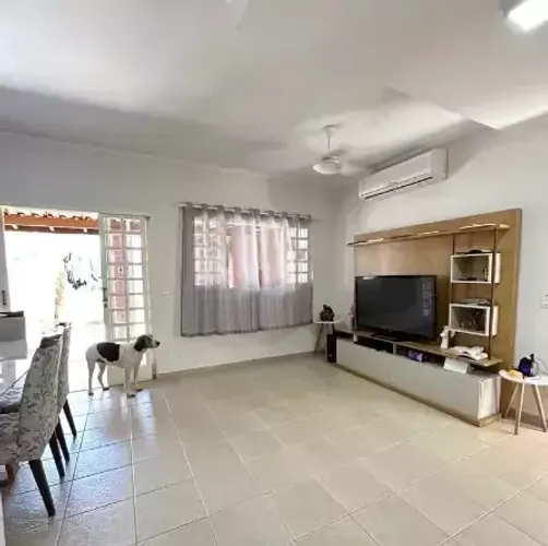Casa de Condomínio à vendano Condomínio Villagio de Italia