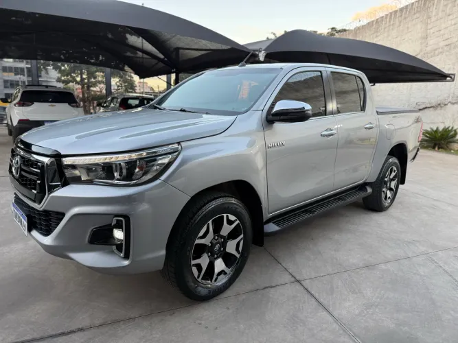Toyota Hilux CD SRX 4X4 2.8 TDI 16V Diesel Aut. 2019