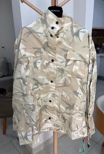 JAQUETA OFF-WHITE MILITARY CAMO