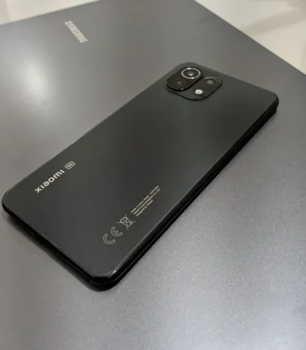 Celular Xiaomi Mi 11 Lite 5G NE - Ótimo Estado - Super Conservado - 5G