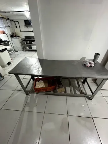 Mesa inox 1,9mx70cm