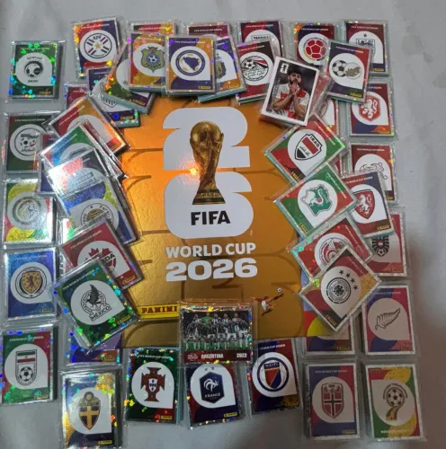 Vendo álbum copa do mundo 2026 completo para colar