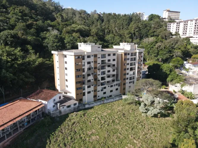 Apartamento à venda | 2 dormitórios | Centro | Serra Negra-SP