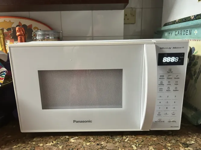 Microondas Panasonic 21 litros