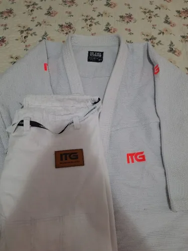 Kimono IN THE GUARD A1